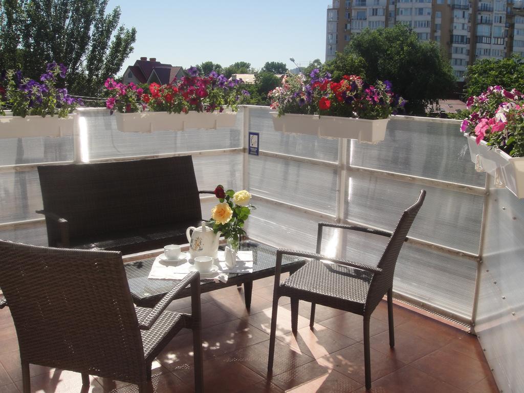 12 Months Mini Hotel 오데사 외부 사진
