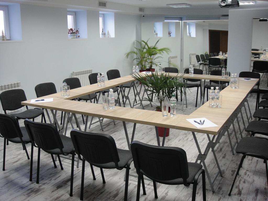 12 Months Mini Hotel 오데사 외부 사진