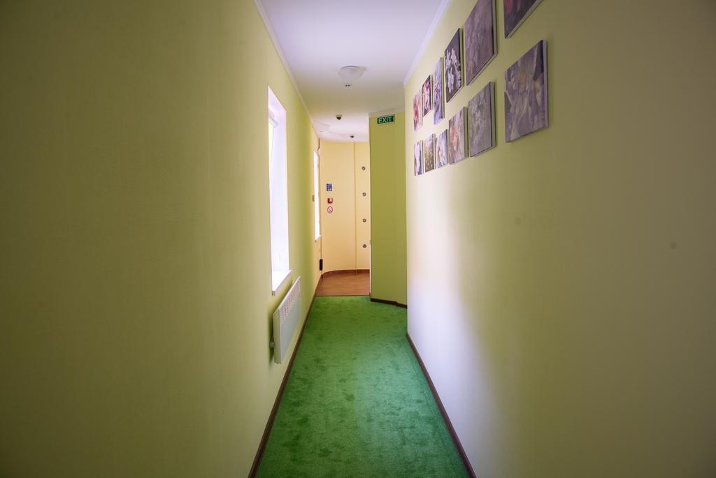 12 Months Mini Hotel 오데사 외부 사진